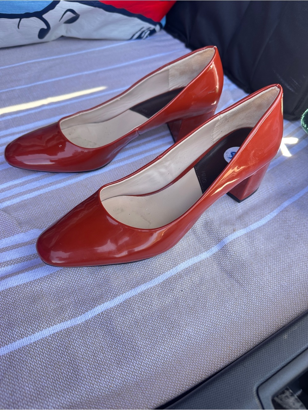 Mango Women's Patent Mid Block Heel Pumps in Rust